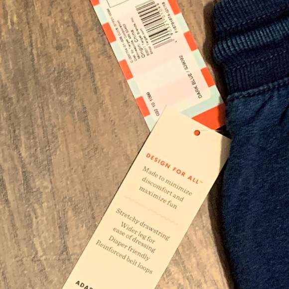 Cat & Jack gender neutral Joggers - Picture 3 of 5